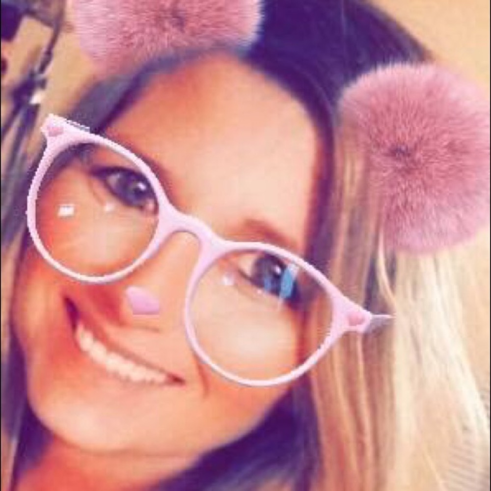 Meet your Posher, Melissa